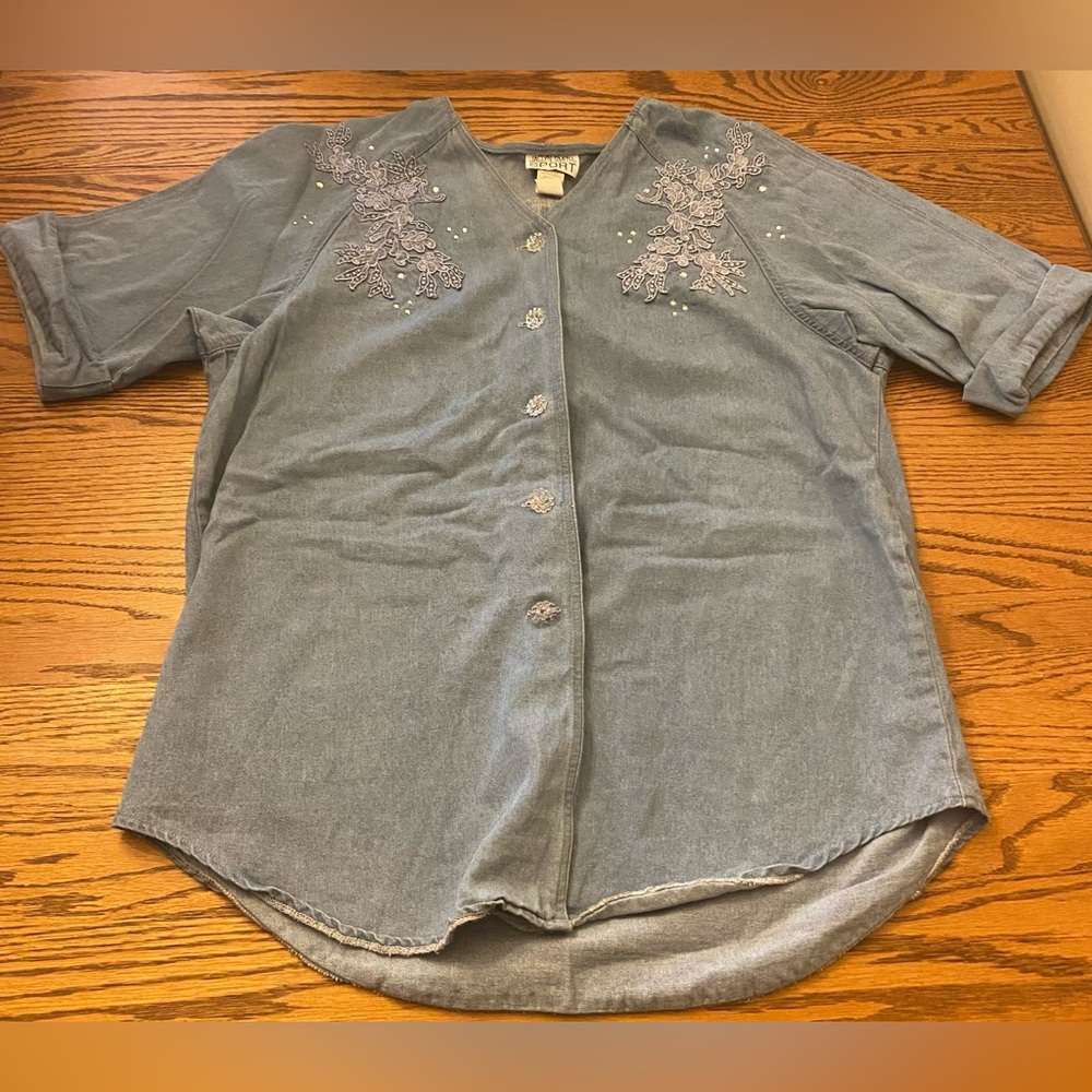 Vintage Jaclyn Smith sports denim jacket size XL